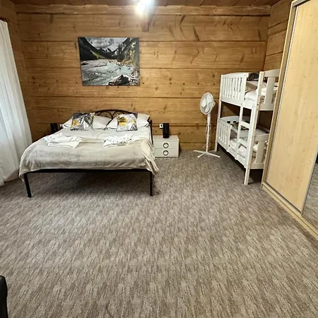 Wladek Apartment